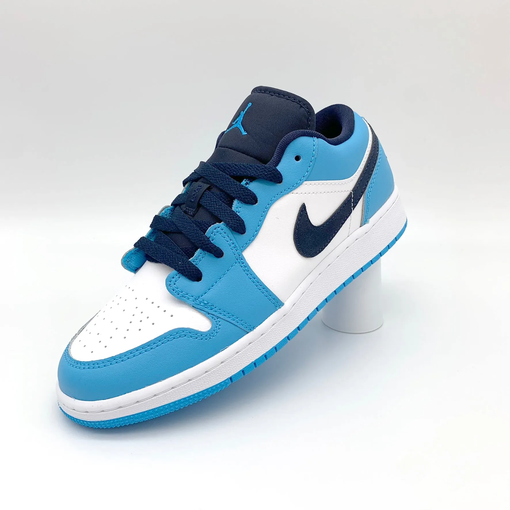 Jordan 1 Low UNC